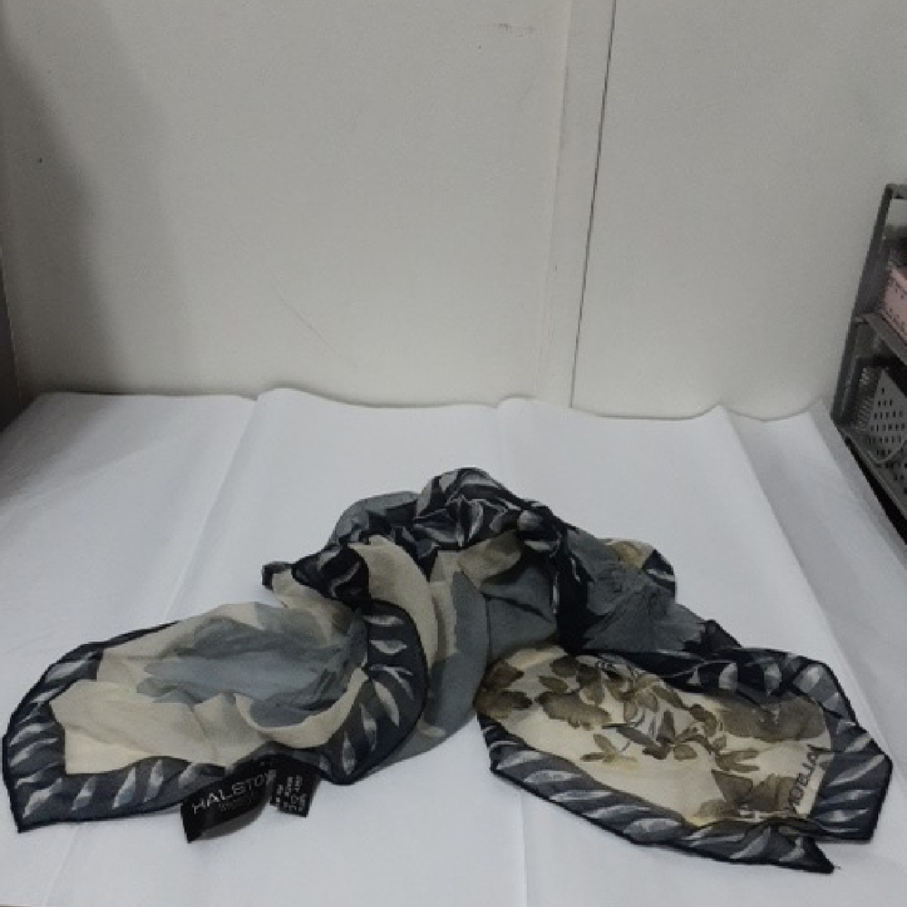 Vintage Halston Heritage Gray and Cream Scarf